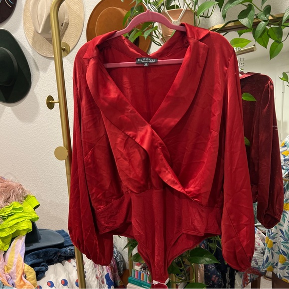 Silky Red Collared ELOQUII Bodysuit - Picture 5 of 9